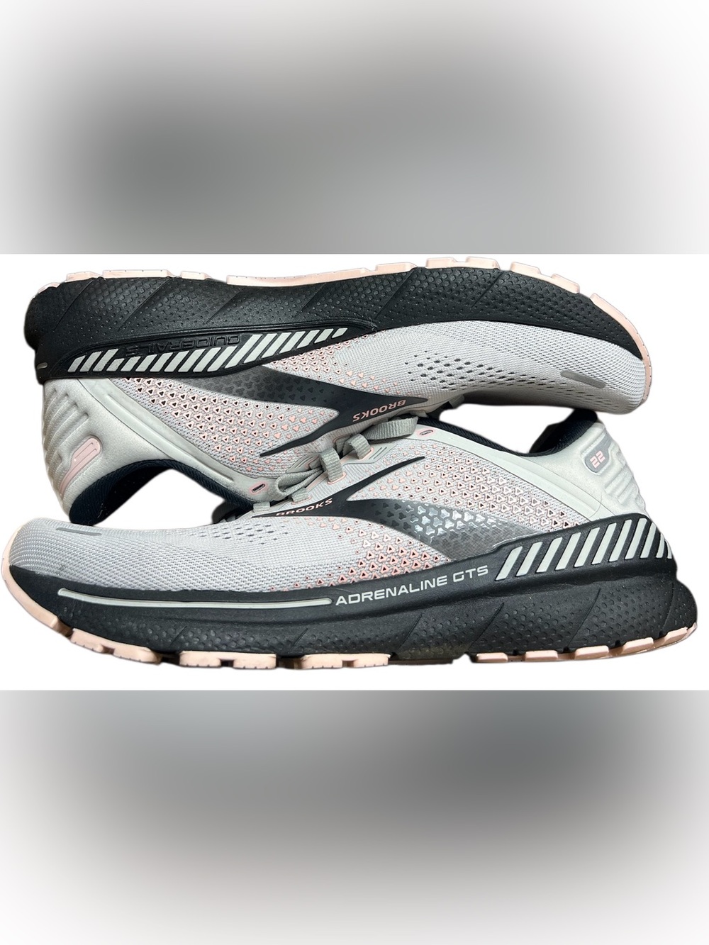 Brooks Adrenaline GTS 22 Women’s Running Shoes Size 10.5 Grey/Rose/Black
